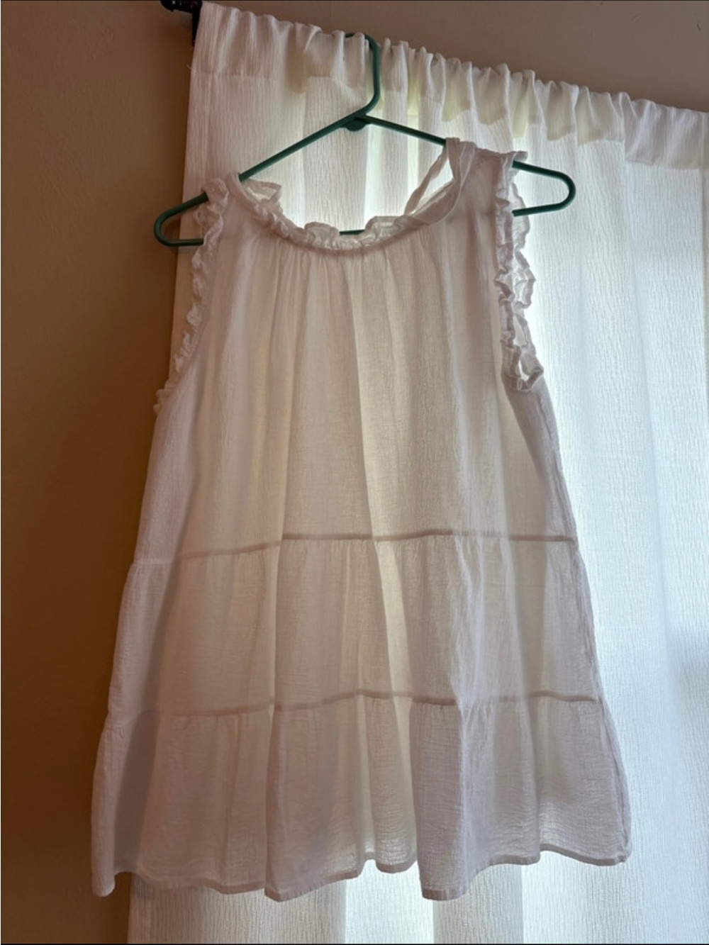 Women’s White Ruffle Blouse